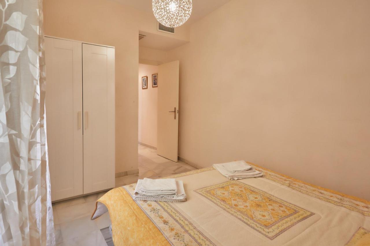 Two Bedrooms Leonor Davalos Sevilla Kültér fotó